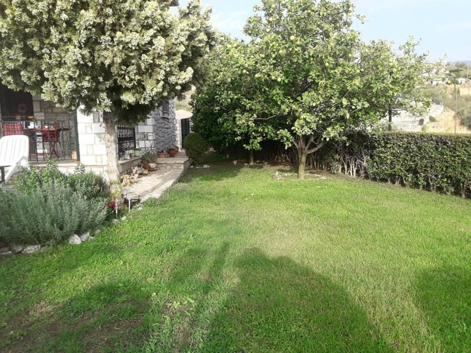 Kelly'S Villa In Stoupa Neokhorion  外观 照片